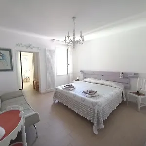 https://a-casa-di-dora.hotelinveneto.com